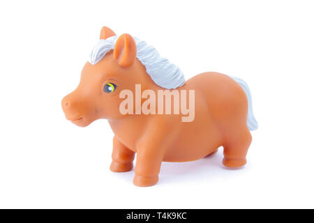 Bambini cavallo di gomma close-up isolato su bianco Foto Stock