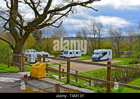 Il Broadway Caravan & Camper Club sito. Vista generale di roulotte e camper situato su tutte le piazzole meteo a questo aperto tutto l'anno sito. Foto Stock