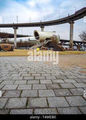 Marzo 2019 - Seoul, Corea del Sud: complesso culturale J-Bug nel Ttukseom Hangang park e un famoso spot di campeggio per i giovani Foto Stock