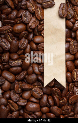 Caffè torrefatto con etichetta di carta tag Foto Stock