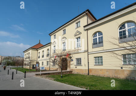 Varsavia, Polonia. Aprile, 2018. La facciata del Museo Archeologico Foto Stock