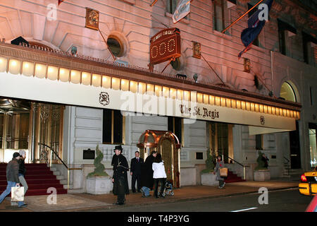 New York, Stati Uniti. 25 Feb, 2007. Atmosfera, esterno all'Academy of Motion Picture Arts, celebrazione ufficiale dell'Oscar Night di New York alla St. Regis Hotel il 25 Febbraio 2007 a New York, NY. Credito: Steve Mack/S.D. Mack Pictures/Alamy Foto Stock