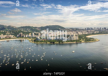 La città di Rio de janeiro, Brasile, paesaggio vista da sopra Foto Stock