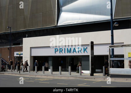 Primark store, centro della città di Birmingham, Inghilterra, Regno Unito Foto Stock