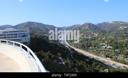 LOS ANGELES, CALIFORNIA - 15 Aprile 2015 : esterni del Centro Getty Museum di Los Angeles, california, Stati Uniti Foto Stock