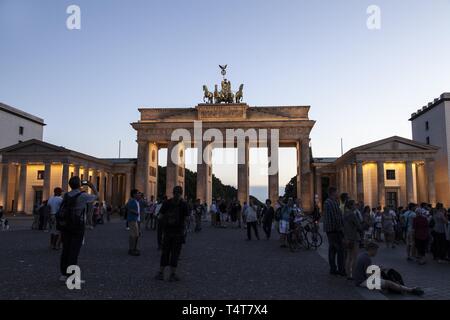 La Porta di Brandeburgo, Berlino, Germania, Europa Foto Stock