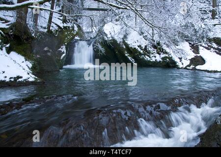 Fiume Argen Eistobel in inverno, vicino a Isny, AllgÃ¤u, Baviera, Germania, Europa Foto Stock