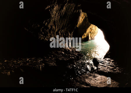 Rosh Hanikragrottoes ,vista oceano Foto Stock