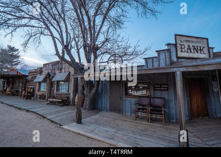 Famoso Pioneertown in California la sera - CALIFORNIA, STATI UNITI D'America - 18 Marzo 2019 Foto Stock