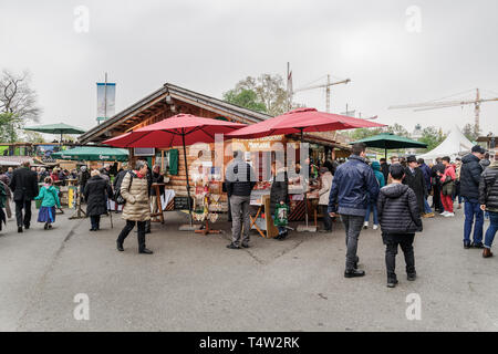 Vienna, Austria Steiermarkdorf molla della Stiria Rathausplatz Festival.a Steiermark-Frühling regioni austriache & venditori ambulanti con cibo & offerta turistica Foto Stock