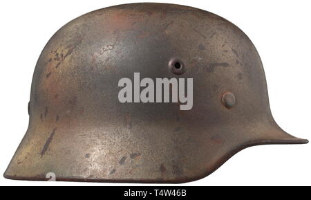 Giubbotti antiproiettile, caschi, Tedesco acciaio casco M40, Editorial-Use-solo Foto Stock