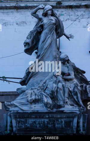 Cementerio de la Recoleta , diseñado por el francés prosperare Catelin, por iniciativa del presidente Bernardino Rivadavia, inaugurado en 1822.Buenos Aires, Republica Argentina, cono sur, Sud America. Foto Stock