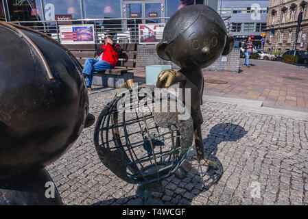 Bolek e Lolek polacco i personaggi dei cartoni animati monumento nella città di Bielsko-Biala in Polonia Foto Stock