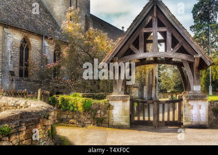 Giles chiesa nel villaggio di Bredon, Worcestershire. Inghilterra Foto Stock