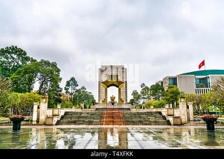 Vietnam War Memorial in Hanoi Foto Stock