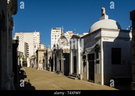 Cementerio de la Recoleta , diseñado por el francés prosperare Catelin, por iniciativa del presidente Bernardino Rivadavia, inaugurado en 1822.Buenos Aires, Republica Argentina, cono sur, Sud America. Foto Stock