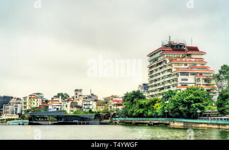 Paesaggio di Hanoi a West Lake, Vietnam Foto Stock