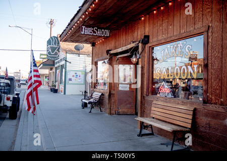 Jakes Wild West Saloon nello storico villaggio di Lone Pine - Lone Pine CA, Stati Uniti d'America - 29 Marzo 2019 Foto Stock