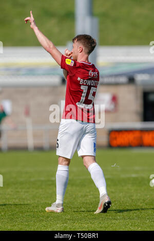 Northampton, Regno Unito. 19 apr 2019. Dean Bowditch celebra dopo il punteggio per Northampton Town, per prendere il filo rendendolo 1 - 0 contro il Macclesfield Town, durante il cielo scommettere League 2 match tra Northampton Town e Macclesfield Town al PTS Academy Stadium, Northampton venerdì 19 aprile 2019. Nessun uso in scommesse, giochi o un singolo giocatore/club/league pubblicazioni. Credito: MI News & Sport /Alamy Live News Foto Stock