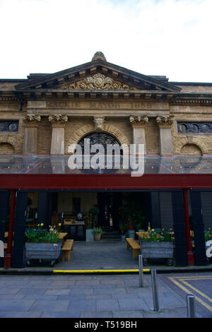 Esterno del Mackie Sindaco Mercato in Manchester Foto Stock