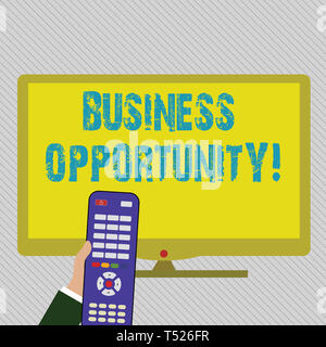 Testo che mostra segni di opportunità di business. Business photo testo investimento che permette al compratore di iniziare un business mano azienda Computer controllo remoto Foto Stock