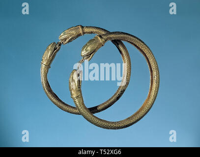 Italia Campania Ercolano - corpo di serpente armille Ercolano, marina antica Armille con corpo di serpente, I secolo d.c. Foto Stock