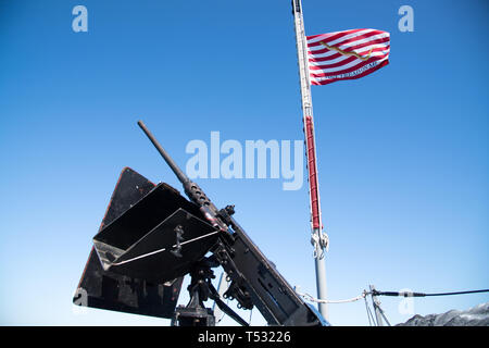 US Navy Arleigh Burke-class missile destroyer USS gravemente (DDG-107), ammiraglia di standing NATO Maritime Group 1 (inserto SNMG1) a Gdynia, Polonia. Apri Foto Stock