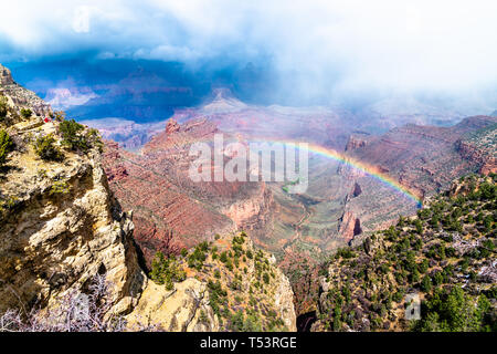 Rainbow sul Grand Canyon in Arizona, Stati Uniti d'America Foto Stock