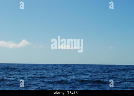 Bellissimo Mare delle Filippine. Chiaro e blu. Foto Stock