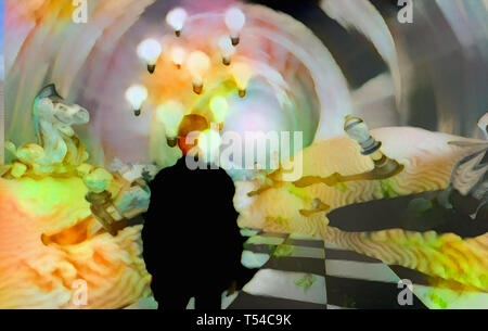 Una pittura astratta. L'uomo nel deserto surreale con pezzi di scacchi Foto Stock