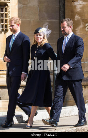 Windsor, Regno Unito. Xxi Aprile 2019. Il Duca di Sussex e Peter e autunno Phillips arrivano a frequentare la Domenica di Pasqua il servizio Mattins presso alla cappella di San Giorgio nel Castello di Windsor. Credito: Mark Kerrison/Alamy Live News Foto Stock