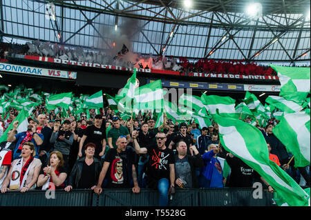 Xx di aprile 2019 a Rotterdam, Olanda Calcio Eredivisie olandese Feyenoord v AZ Alkmaar Sostenitori Foto Stock