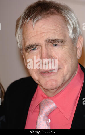 LOS ANGELES, CA. Dicembre 08, 2005: Attore Brian Cox presso il Los Angeles premiere del suo nuovo film Match Point. © 2005 Paul Smith / Featureflash Foto Stock