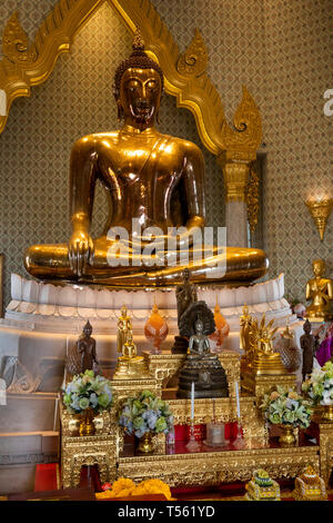 Thailandia, Bangkok, Thanon Charoen Krung, Wat Traimit, Golden Buddha Phra Phuttha Maha Suwana Patimakon Foto Stock