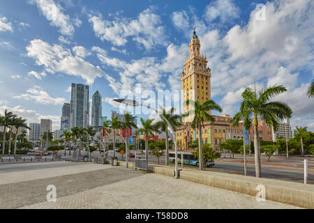 Libertà edificio a torre in Biscayne Blvd in Miami Florida USA Foto Stock