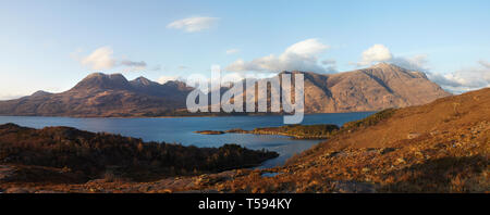 Beinn Alligin, Liathach, Superiore Loch Torridon, Scozia, Gran Bretagna, Europa. Foto Stock