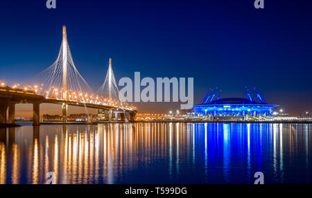 San Pietroburgo panorama al tramonto del fiume Neva delta, Russia. Foto Stock