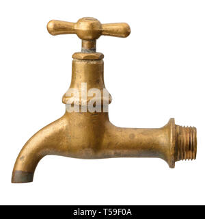 Vintage ottone antico rubinetto di acqua isolati su sfondo bianco Foto Stock