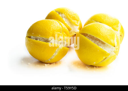 Marocchino salate Conserve di limoni isolato su bianco Foto Stock