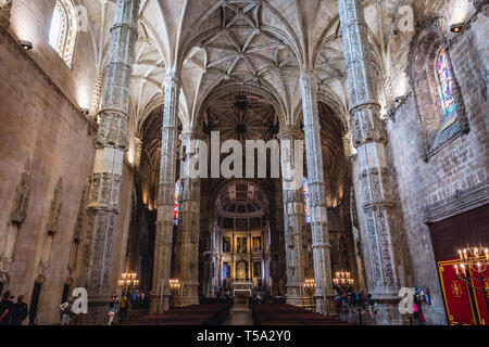 Altare del monastero di San Geronimo - Mosteiro dos Jeronimos nel quartiere di Belem a Lisbona, Portogallo Foto Stock