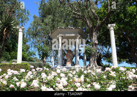 Giardino di Rose, Ephrussi de Rothschild Villa, Saint Jean Cap Ferrat, Cote d'Azur, Riviera Francese, Alpes-Maritimes, Francia, Europa Foto Stock