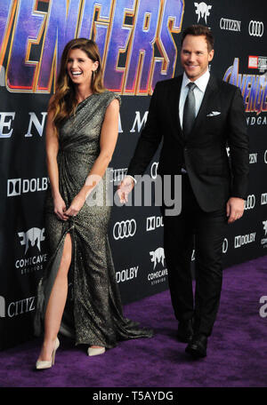 Los Angeles, California, Stati Uniti d'America 22 aprile 2019 Autore Katherine Schwarzenegger e il suo fidanzato attore Chris Pratt frequentare la Premiere mondiale di Marvel Studios' 'vendicatori: Endgame' il 22 aprile 2019 presso il Los Angeles Convention Center di Los Angeles, California, USA. Foto di Barry re/Alamy Stock Photo Foto Stock