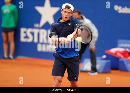 Barcellona, Spagna. 22 apr, 2019. Diego Schwartzman (ARG) Tennis : Diego Schwartzman dell Argentina durante singls 1. round match contro Yoshihito Nishioka del Giappone in Barcelona Open Banc Sabadell torneo di tennis presso il Real Club de tenis de Barcelona a Barcellona Spagna . Credito: Mutsu Kawamori/AFLO/Alamy Live News Foto Stock