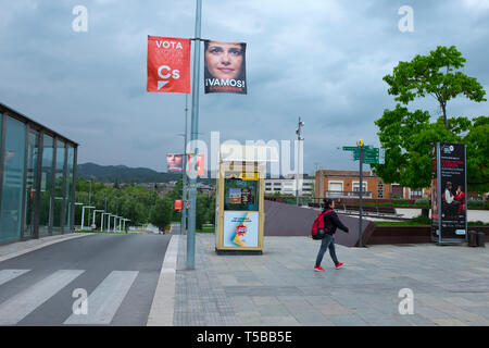 Vamos! Inés cartellone elettorale Ines Arrimadas, leader di Ciudadanos in Catalogna, ala destra partito liberale. Sant Cugat del Valles, Barcellona, avanti o Foto Stock