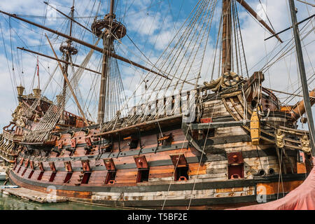 Il Nettuno, una replica della nave di un monastero del XVII secolo galeone spagnolo Foto Stock