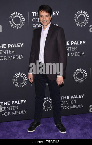 Aprile 22, 2019 - Beverly Hills, in California, Stati Uniti d'America - RALPH MACCHIO assiste Premiere Screening e Conversazione di YouTube del originale ''Cobra Kai'' Stagione 2 al Paley Centre for Media. (Credito Immagine: © Billy Bennight/ZUMA filo) Foto Stock