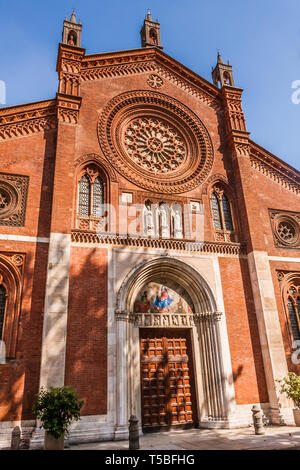 La facciata della chiesa di San Marco, Milano Foto Stock