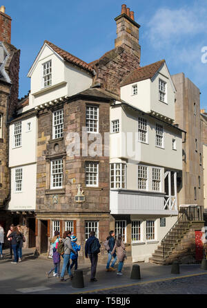 Vista esterna della casa di John Knox sul Royal Mile di Edimburgo Città Vecchia, Scotland Regno Unito Foto Stock