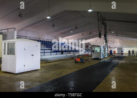 Asta del pesce hall di Sesimbra Porto, Portogallo Foto Stock