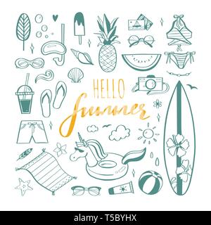 Grande set di estate disegno vettoriale doodle elementi. Spiaggia raccolta, frutti tropicali, costume da bagno, surf. Disegnato a mano schizzi isolato su bianco backgroun Illustrazione Vettoriale